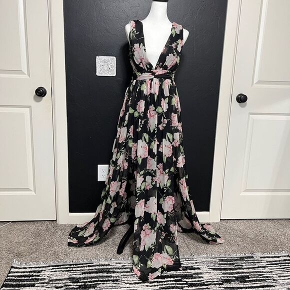 Windsor Black Floral Plunge Maxi Gown with Slit size Small - Picture 2 of 14